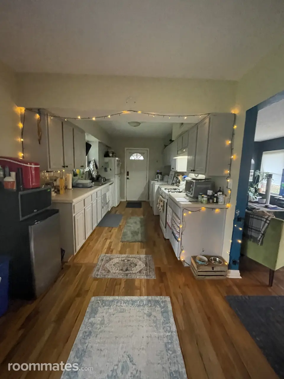 Profile photo 4 of 11