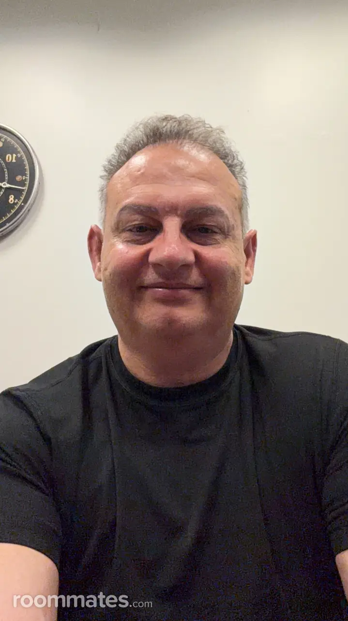 Profile photo 1 of 1