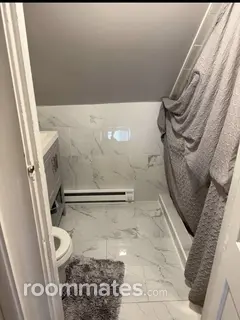 Room for rent in Randolph, MA $1200, house