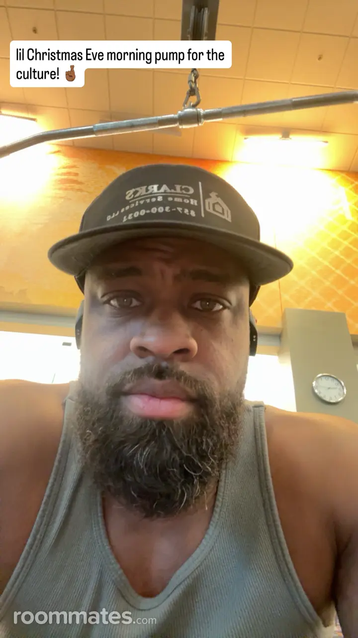 Profile photo 7 of 7