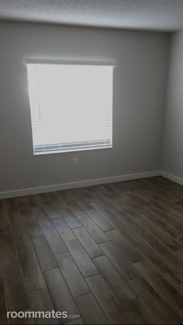 Profile photo 2 of 12