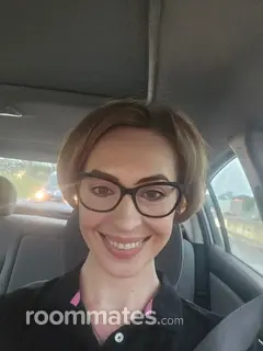 Roommate looking Aurora, IL, $1100