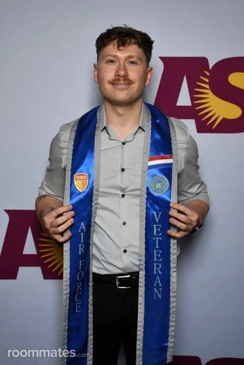 Profile photo 1 of 1