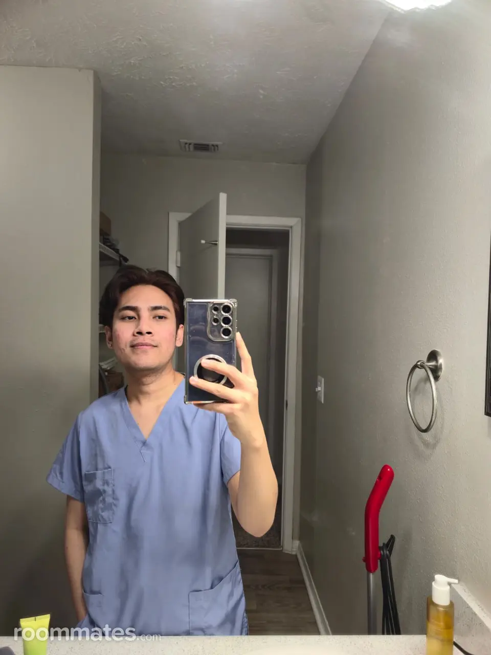 Profile photo 1 of 1