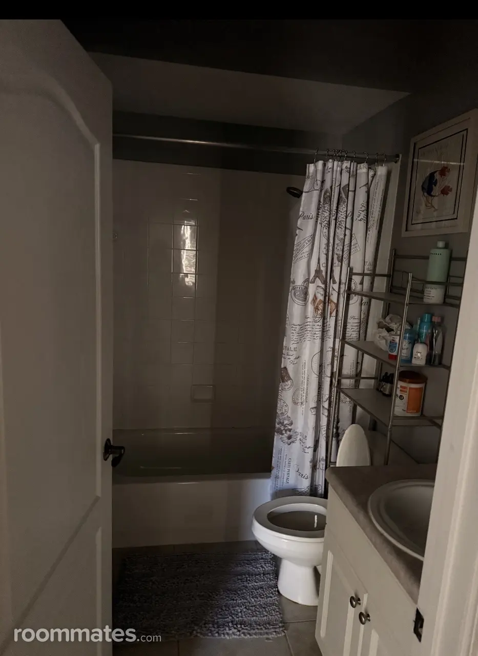 Profile photo 5 of 12