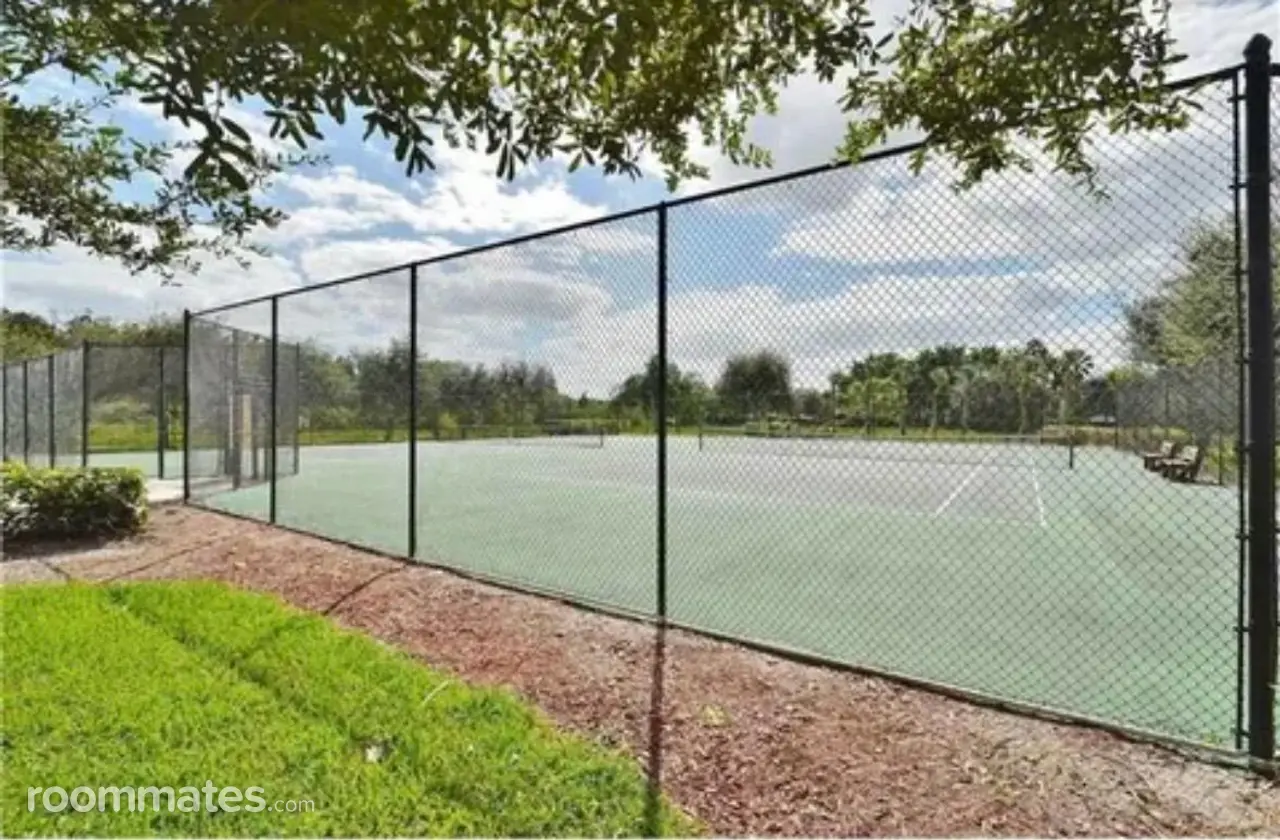 Profile photo 5 of 11