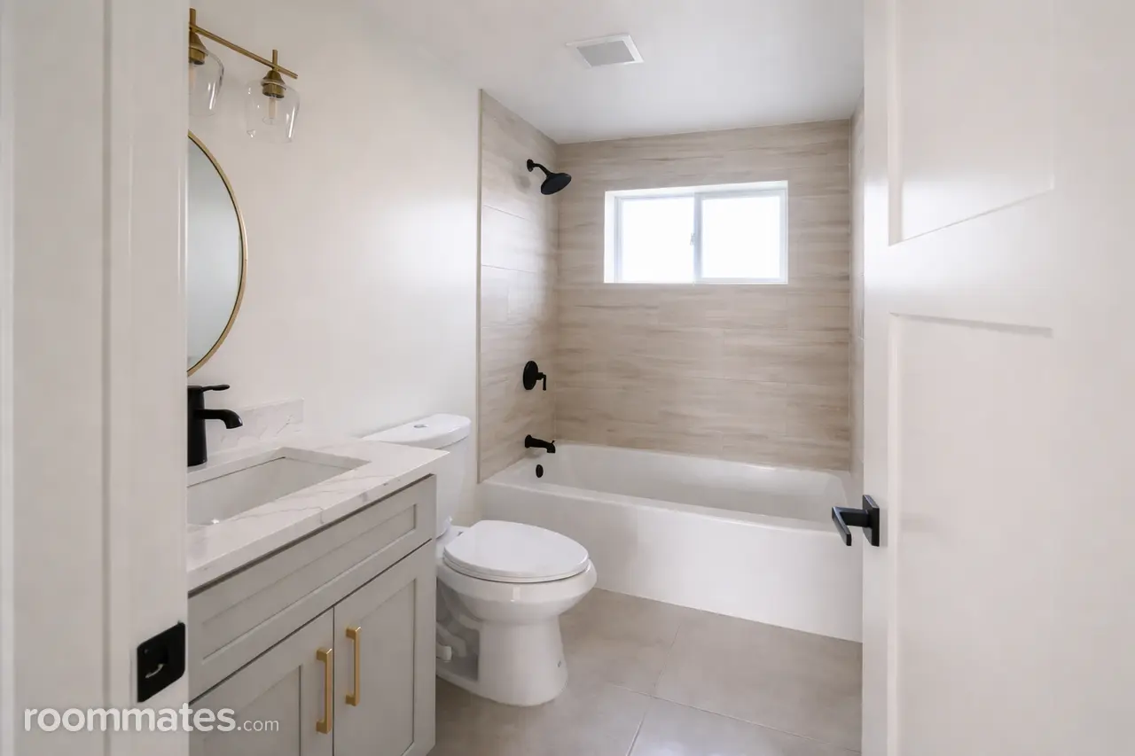 Profile photo 8 of 11