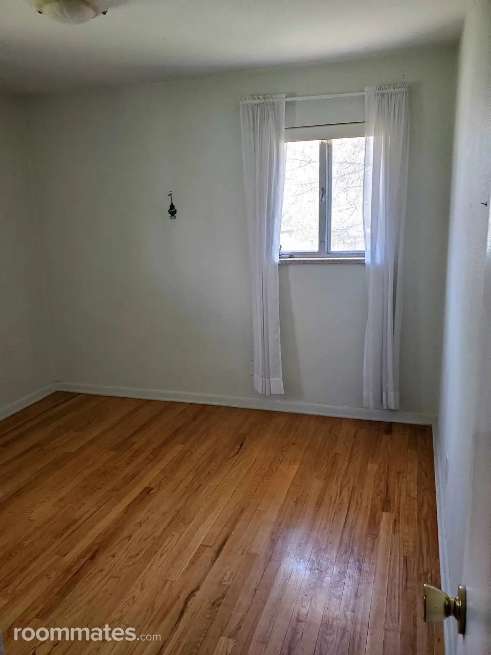 Profile photo 1 of 10