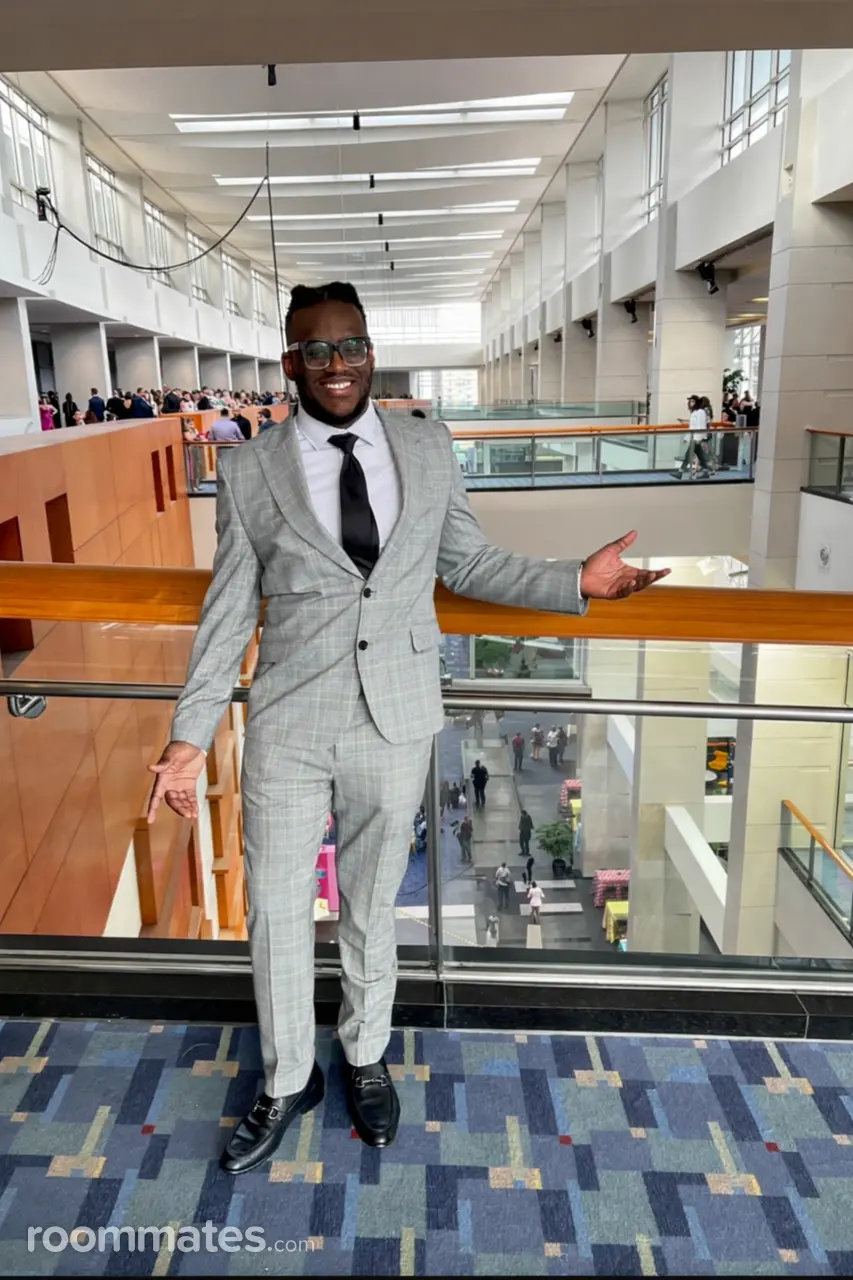 Profile photo 1 of 1