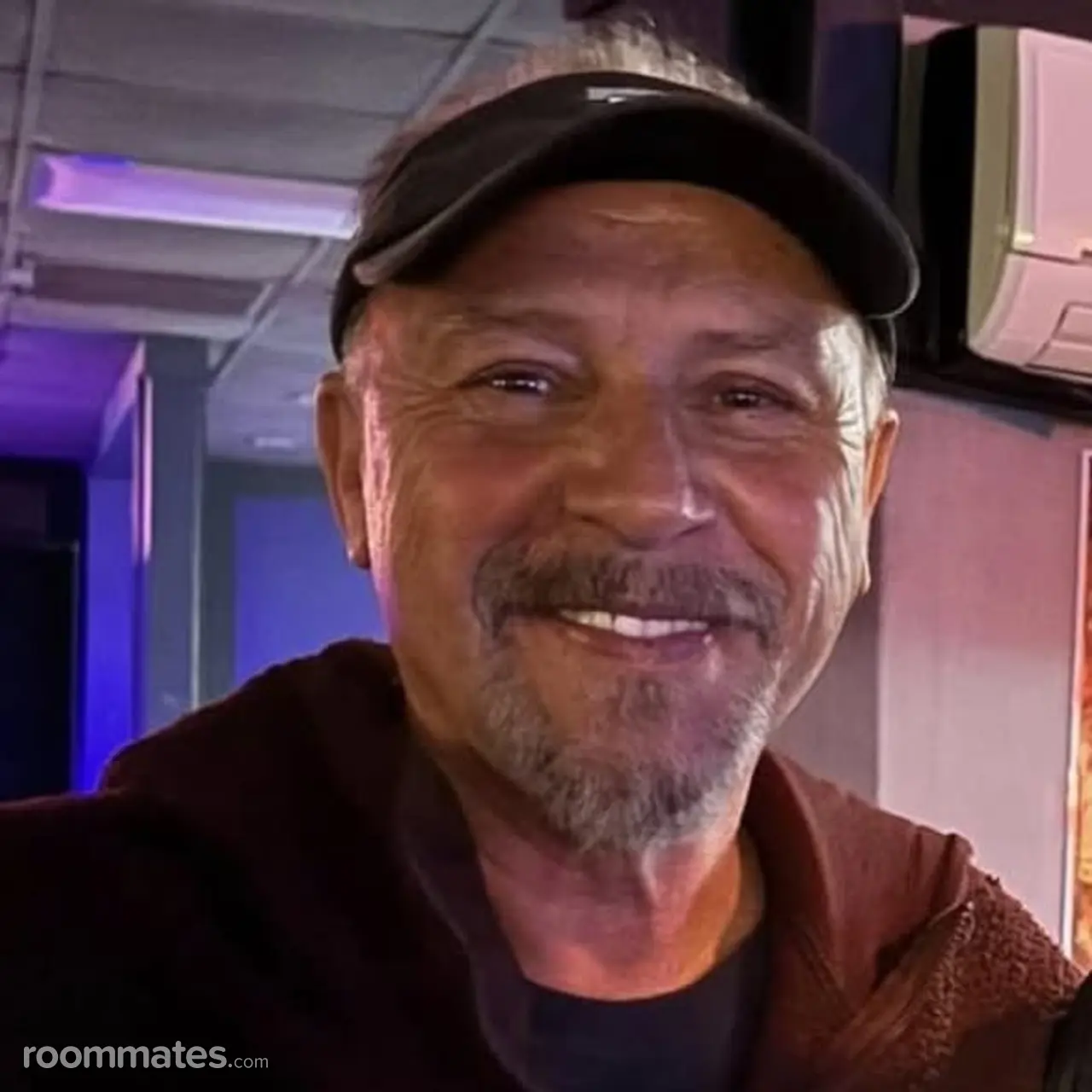 Profile photo 1 of 10