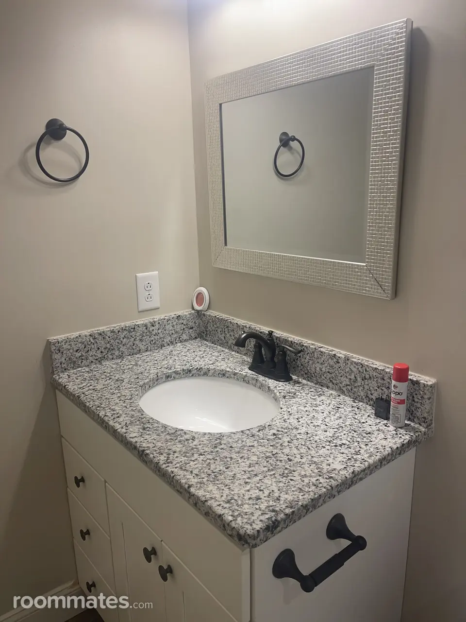 Profile photo 5 of 8