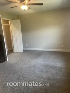 Room for rent in Clarksville, TN $800, house