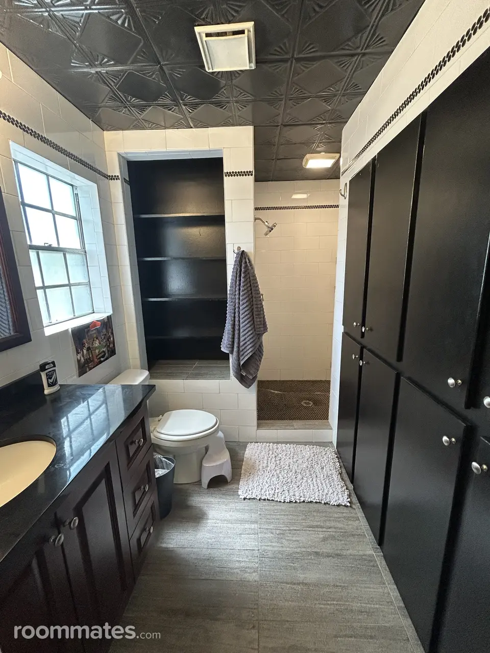 Profile photo 3 of 11