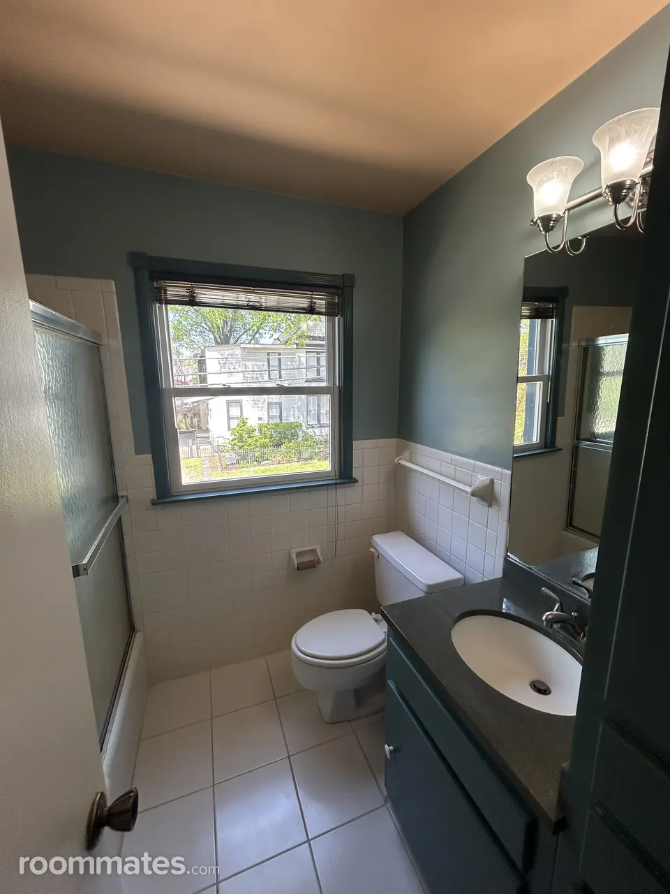 Profile photo 6 of 11