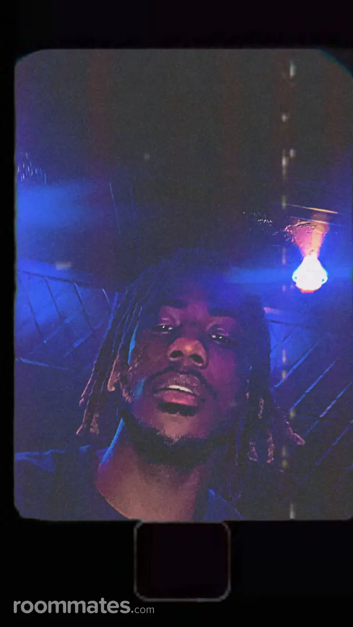 Profile photo 3 of 4