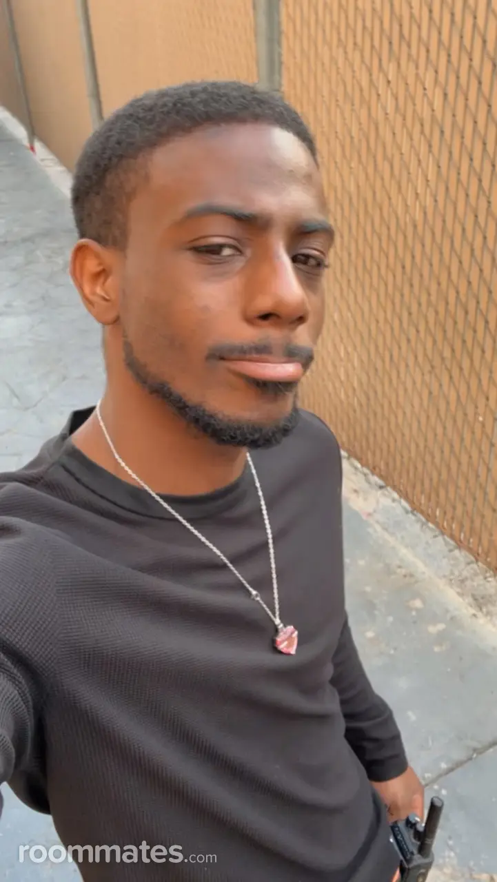 Profile photo 1 of 4