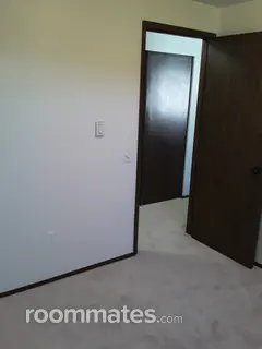 Room for rent in Vancouver, WA $925, house