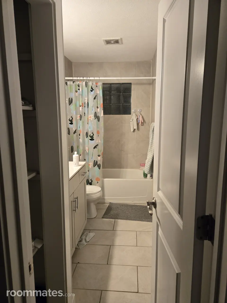 Profile photo 1 of 3