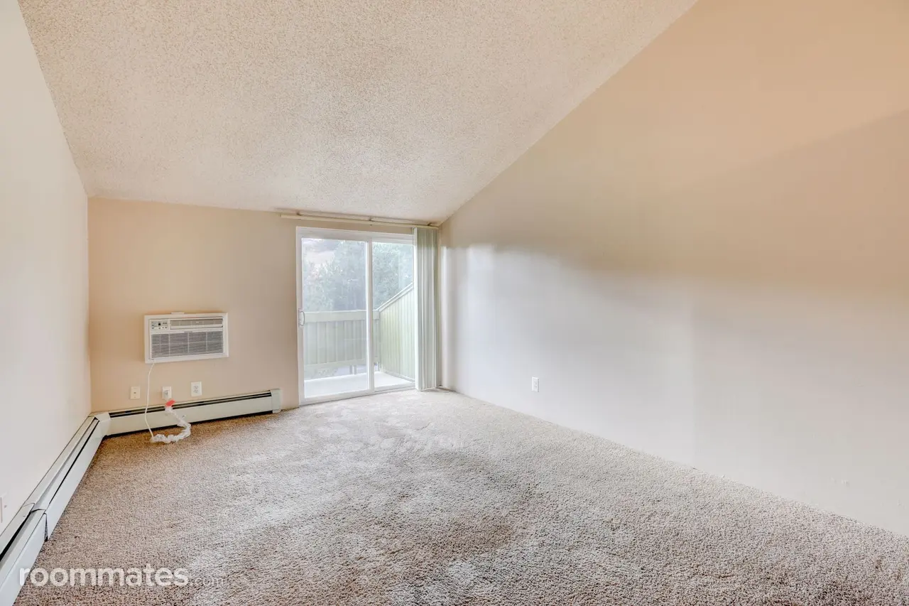 Profile photo 6 of 7