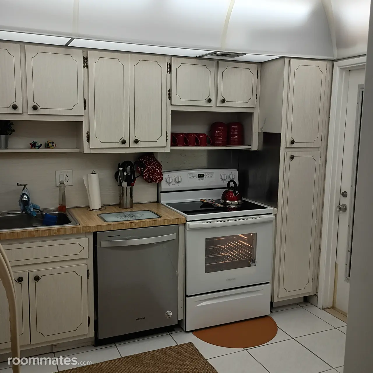 Profile photo 9 of 11