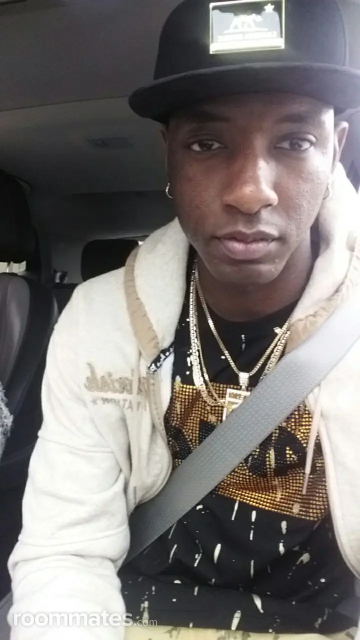 Profile photo 1 of 1