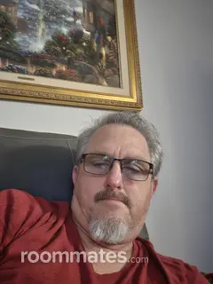 Roommate looking Roseville, CA, $800