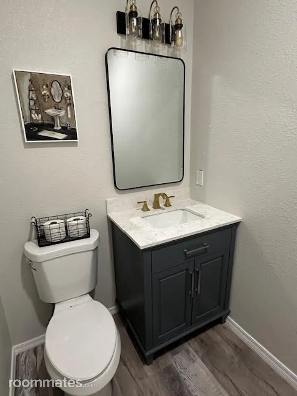 Profile photo 4 of 10