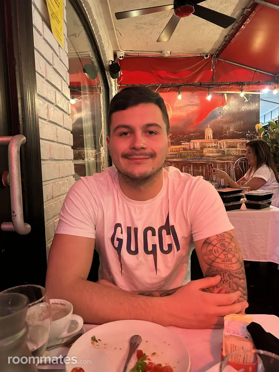 Profile photo 9 of 9