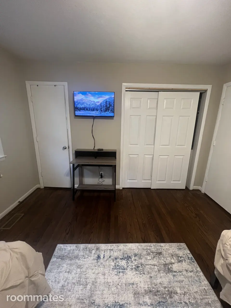 Profile photo 5 of 10