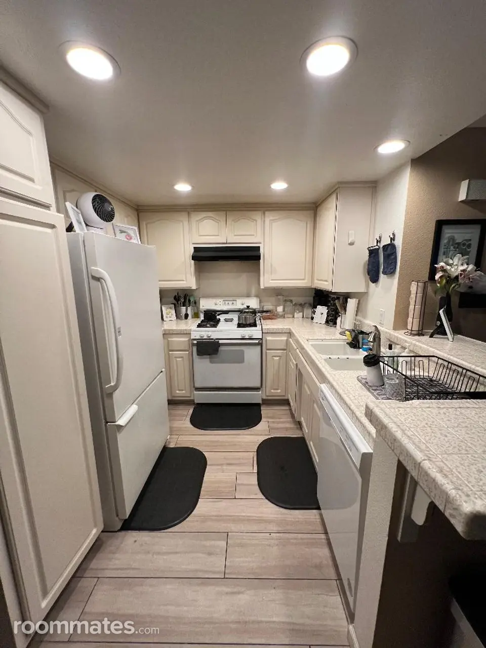 Profile photo 4 of 7