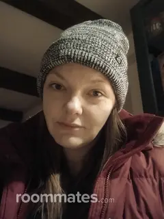 Roommate looking Barnstable, MA, $1000