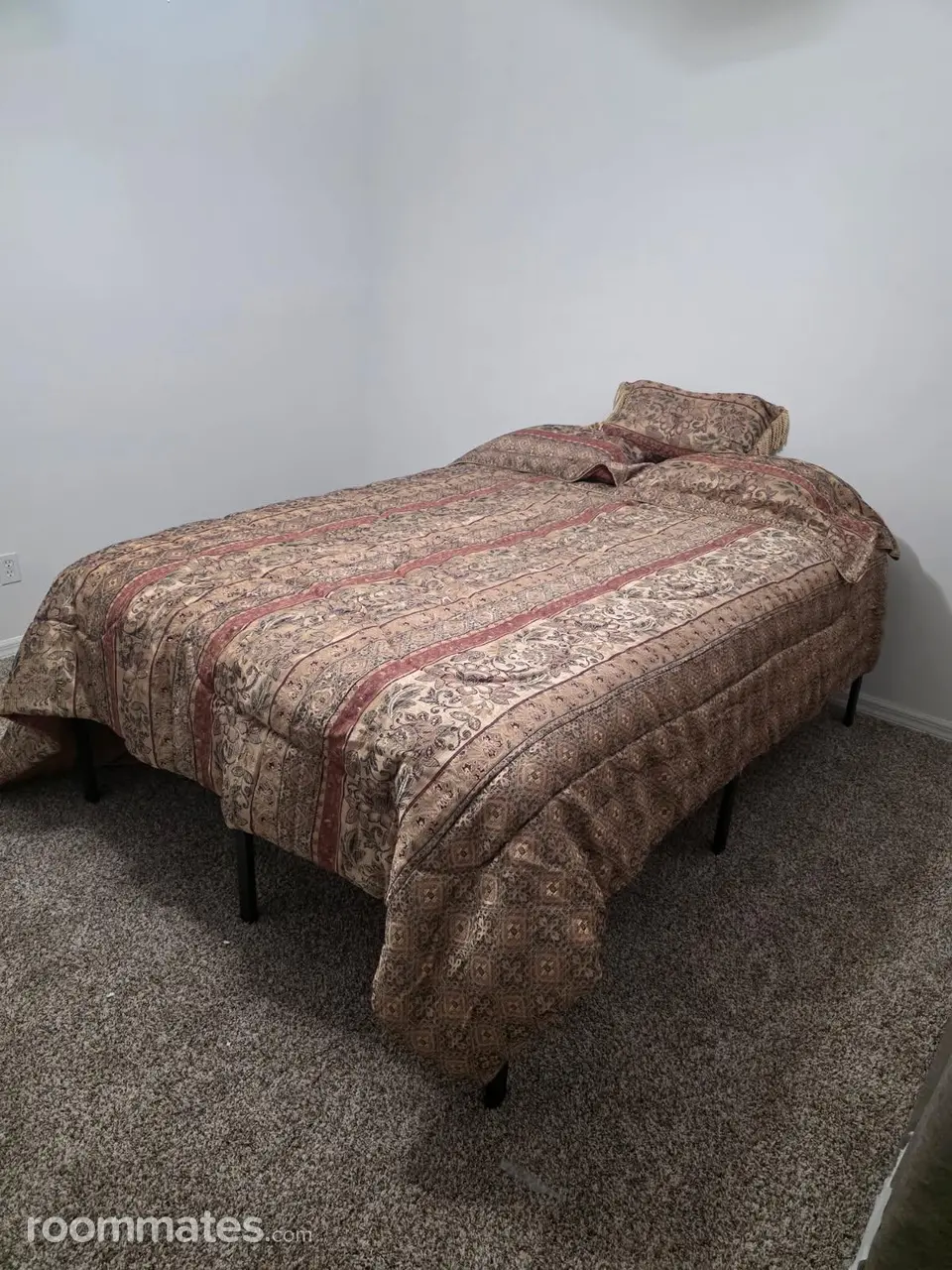 Profile photo 1 of 7