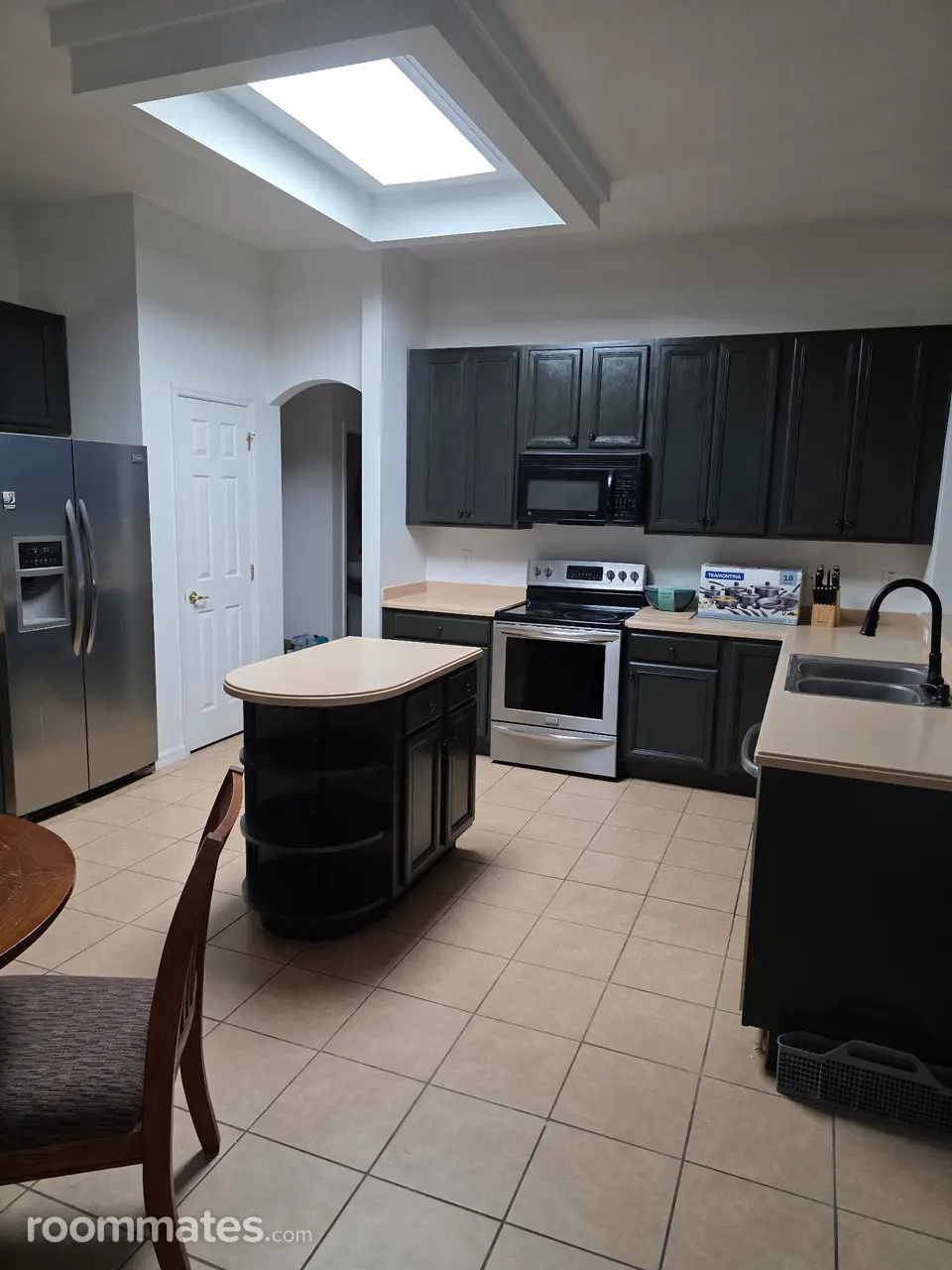 Profile photo 4 of 7