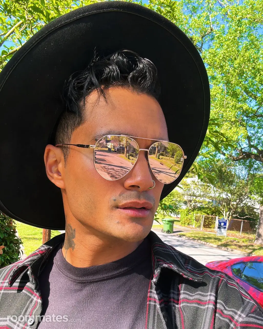 Profile photo 1 of 1