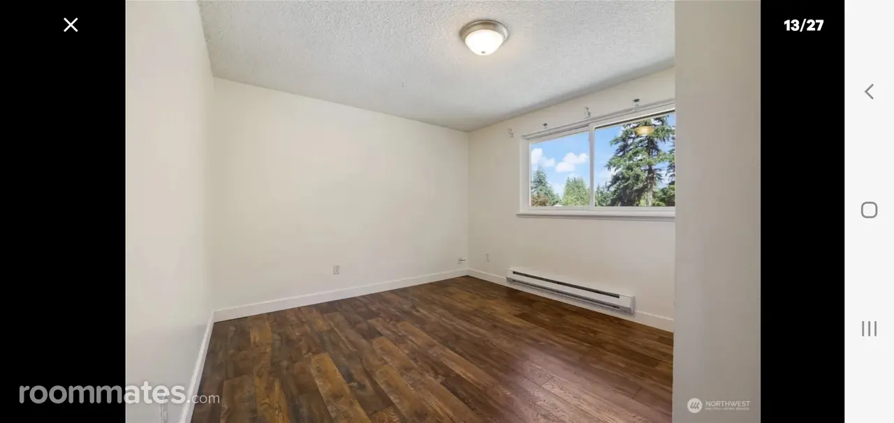 Profile photo 3 of 10