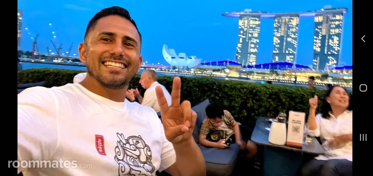 Profile photo 5 of 10