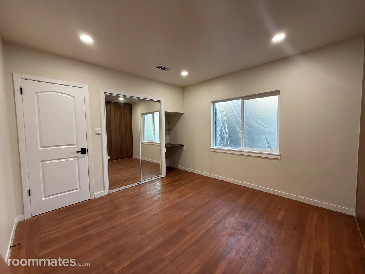 Profile photo 1 of 11