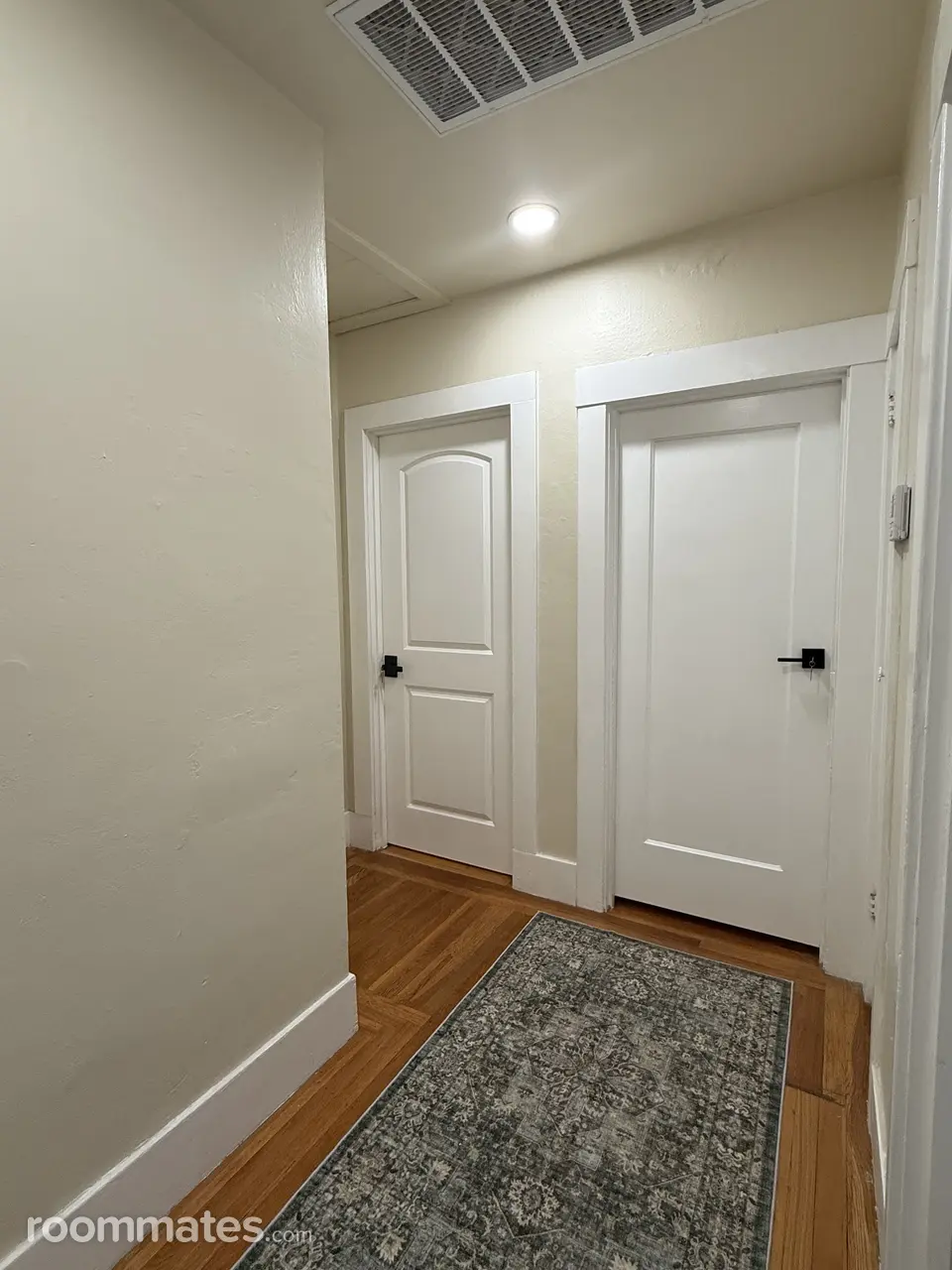 Profile photo 5 of 11