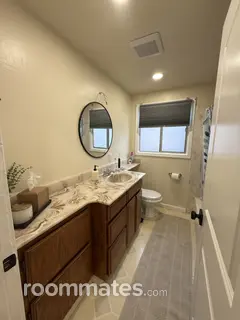 Room for rent in San Leandro, CA $1500, house