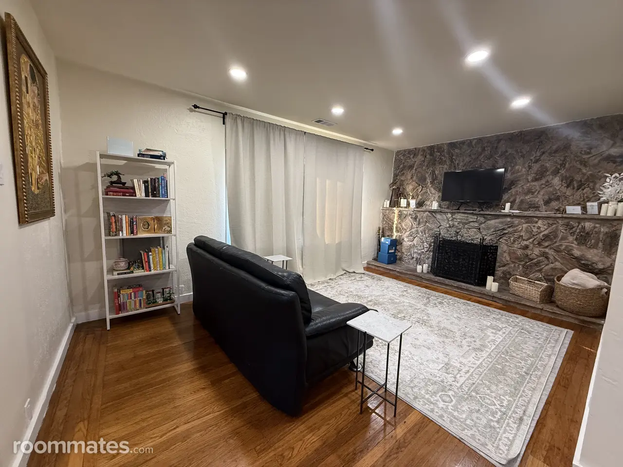 Profile photo 8 of 11