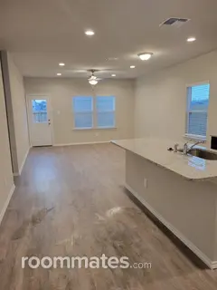 Room for rent in New Braunfels, TX $600, house