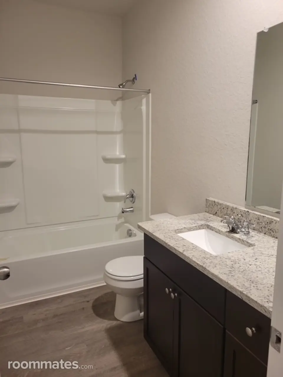 Profile photo 4 of 6