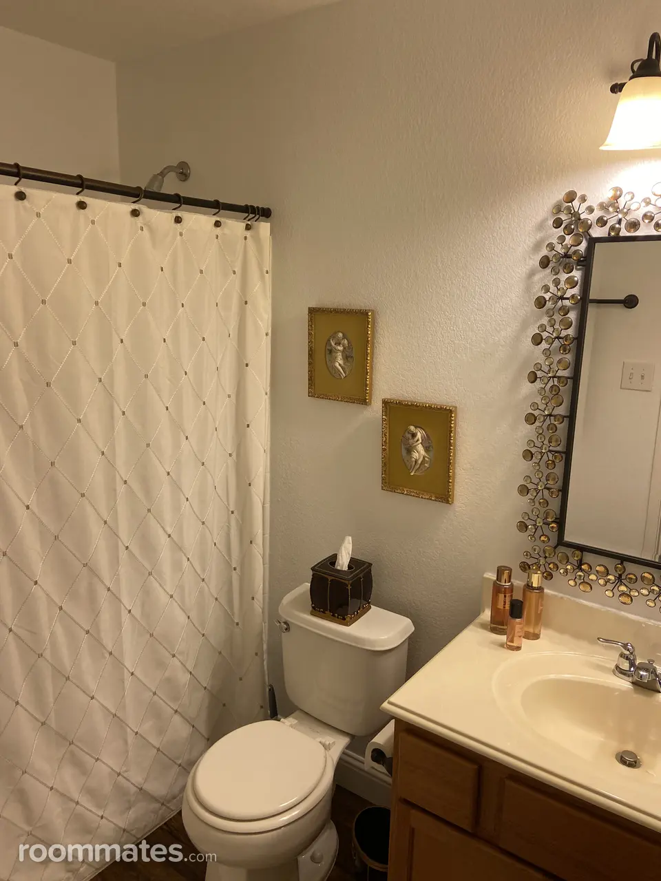 Profile photo 1 of 14