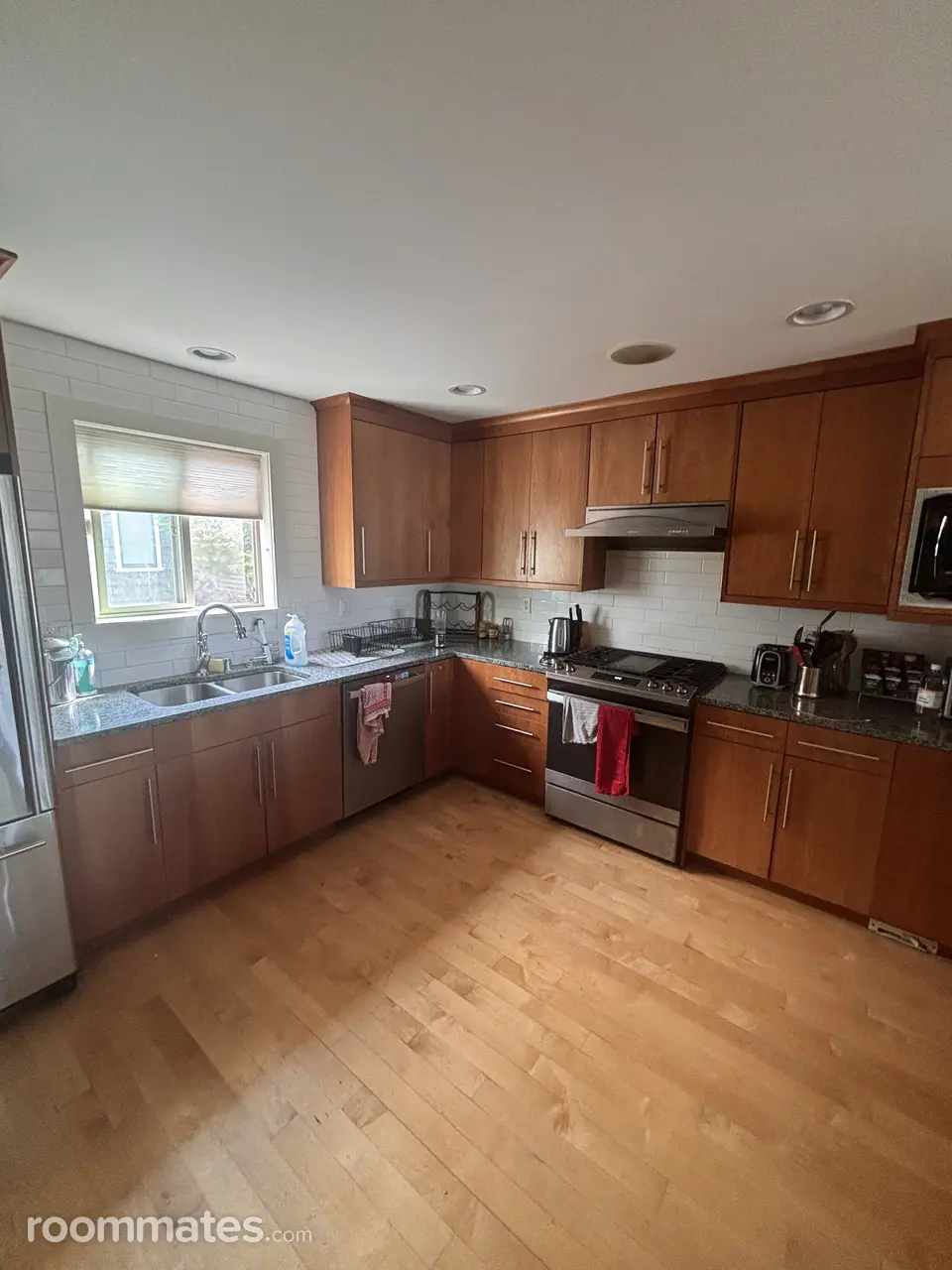 Profile photo 6 of 11