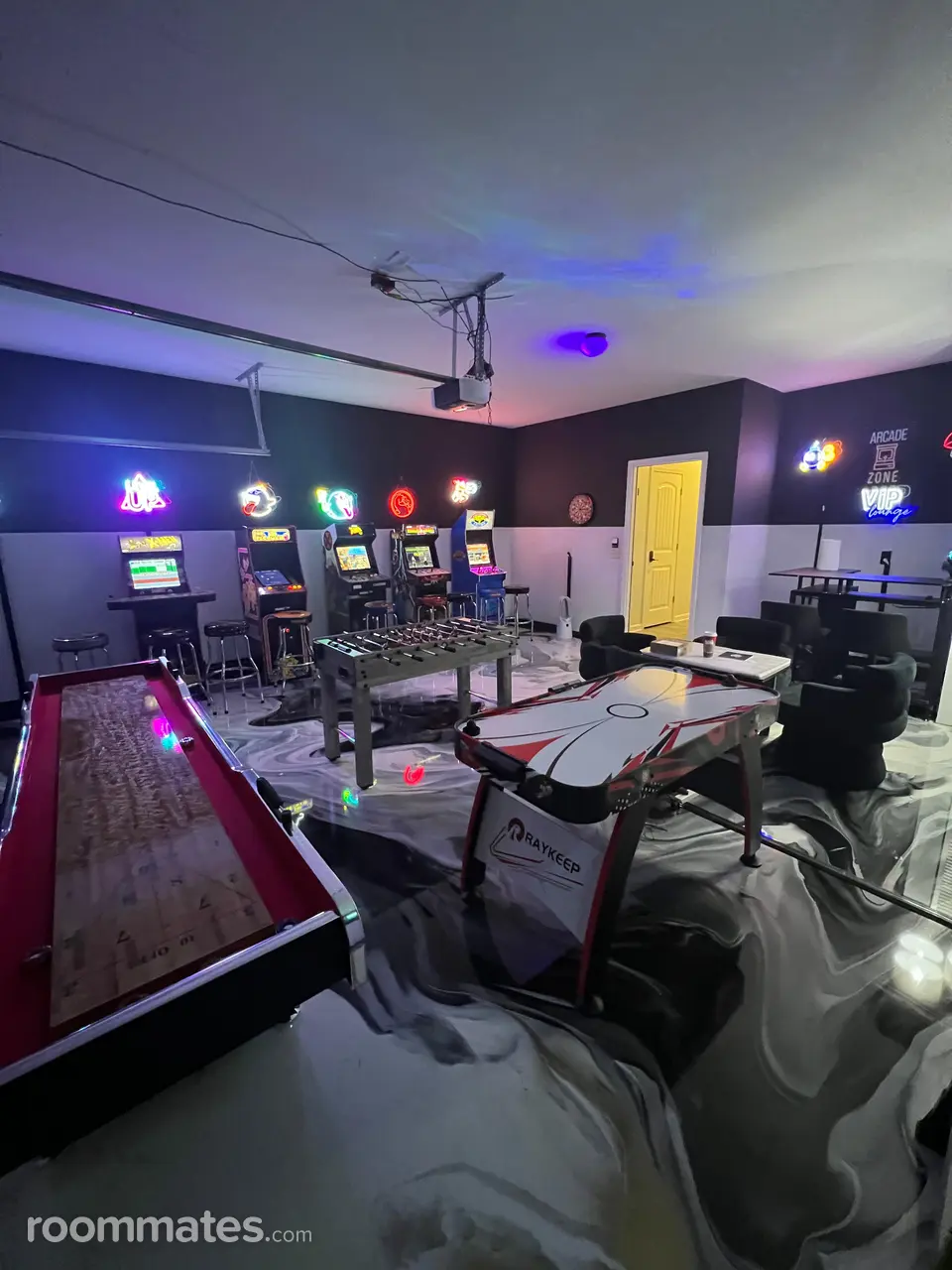 Profile photo 7 of 10