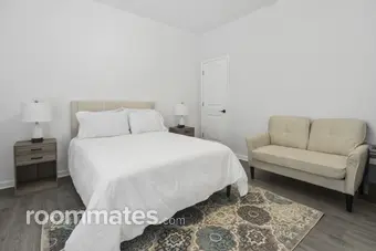 Room for rent in Gainesville, GA $1400, house