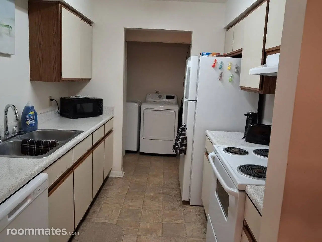 Profile photo 9 of 19