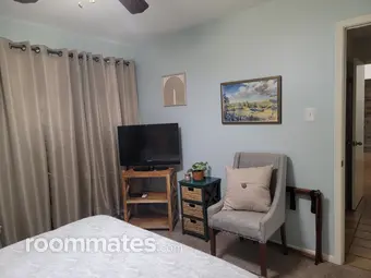 Room for rent in San Antonio, TX $700, house