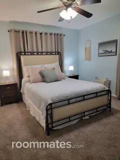 Room for rent in San Antonio, TX $700, house