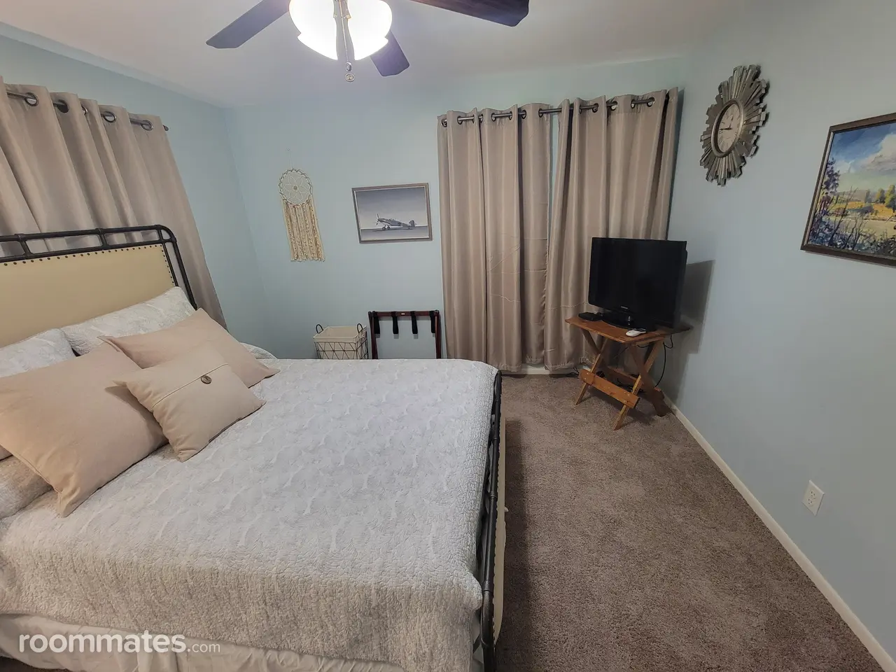 Profile photo 6 of 10